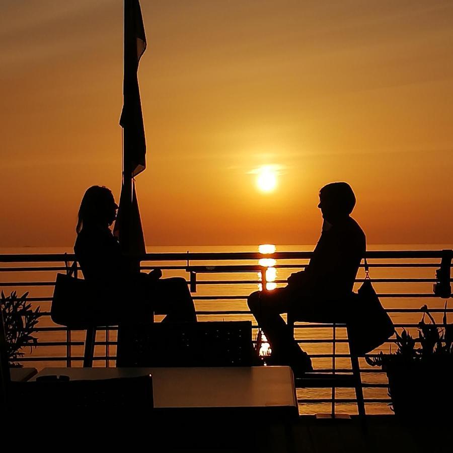 Hotel Sereno Sestri Levante Bagian luar foto